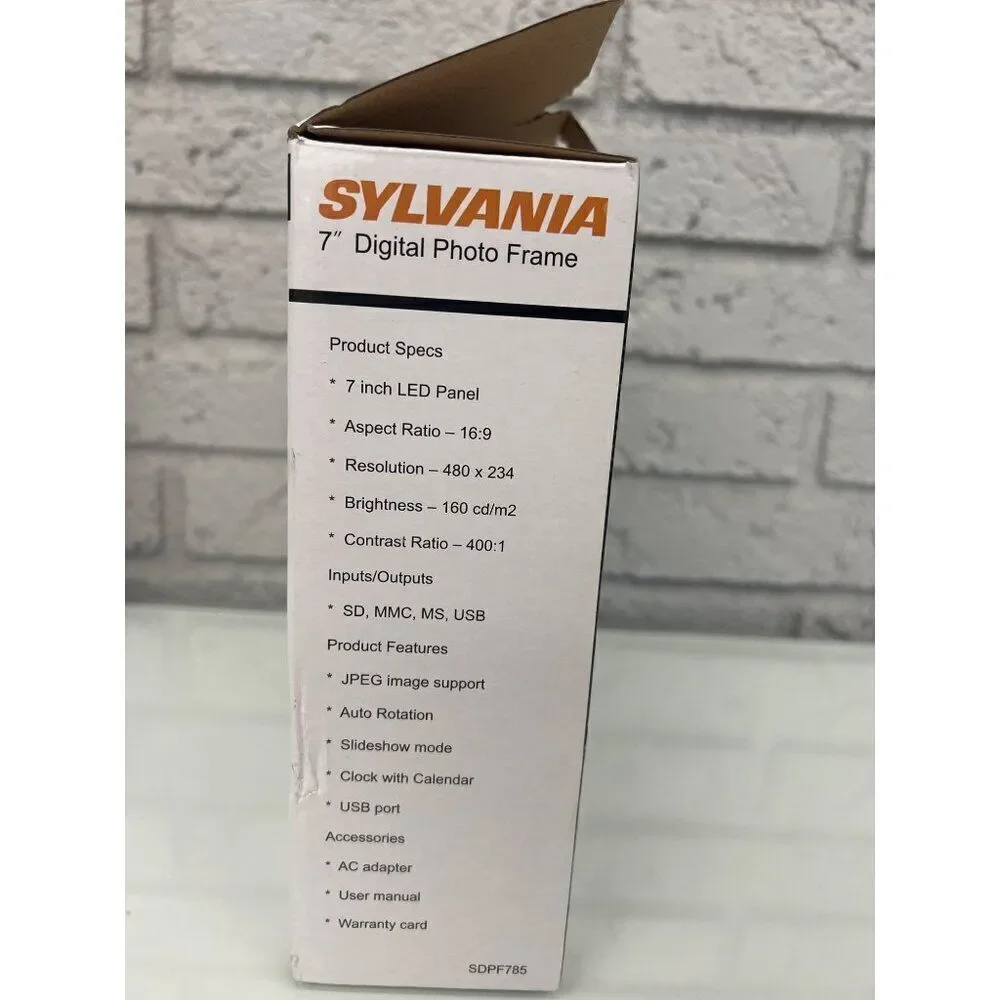 Sylvania 7” Digital Photo Slide Frame LED Panel